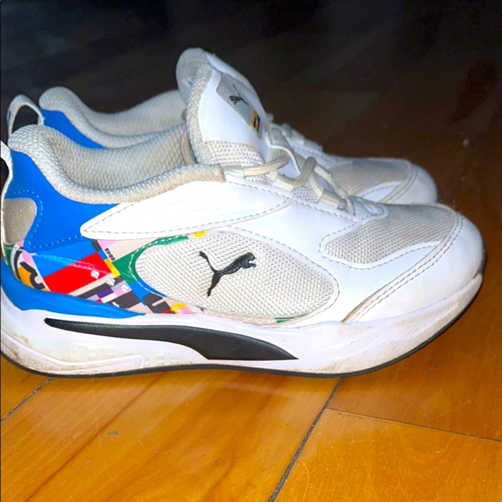 Boys Puma running shoes